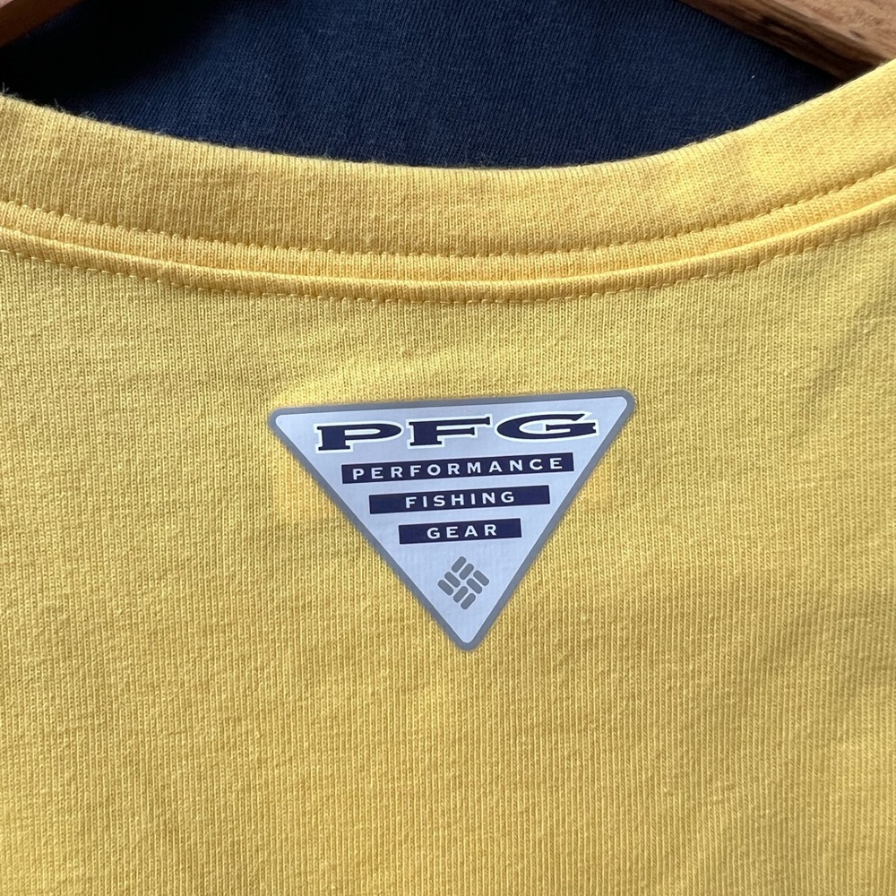 Men’s Columbia Sport t-shirt in yellow